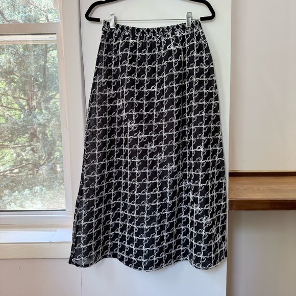NWT Lisa Says Gah Molly Skirt in Bows Ribbons Black White M/L - Picture 7 of 17
